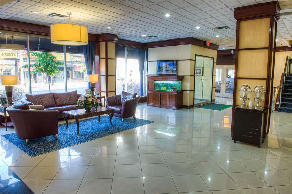 Four Points By Sheraton Windsor Downtown מראה חיצוני תמונה