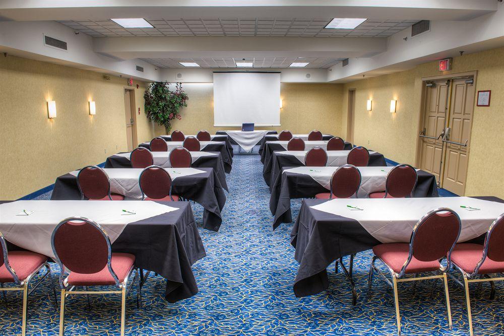 Four Points By Sheraton Windsor Downtown מראה חיצוני תמונה