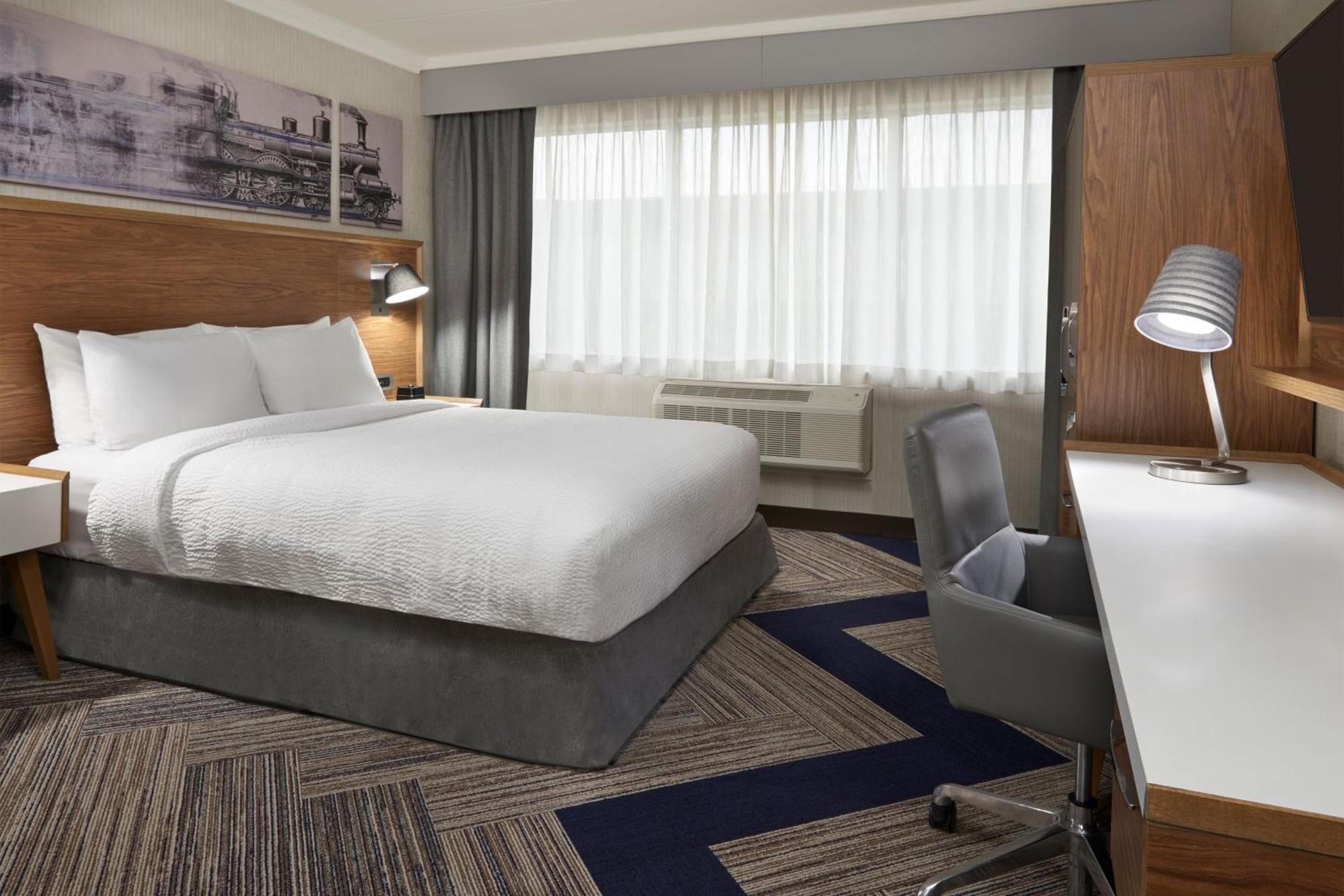 Four Points By Sheraton Windsor Downtown מראה חיצוני תמונה