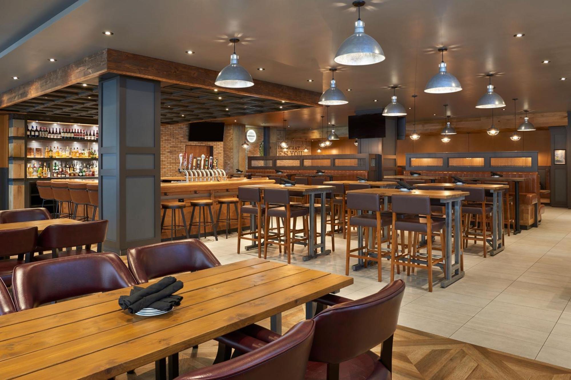 Four Points By Sheraton Windsor Downtown מראה חיצוני תמונה