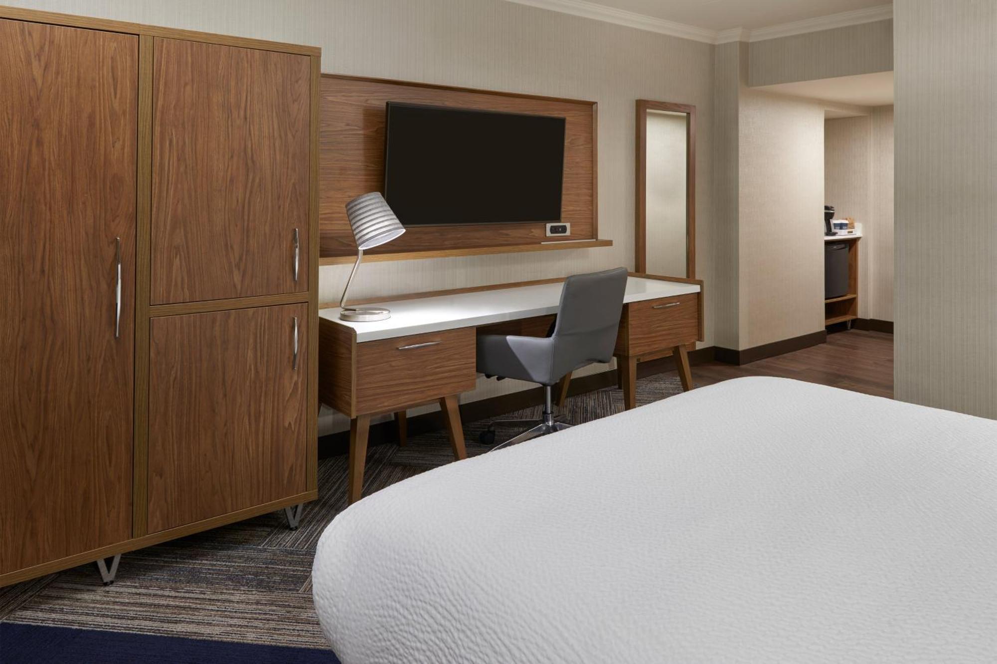 Four Points By Sheraton Windsor Downtown מראה חיצוני תמונה